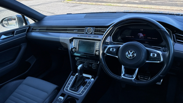 Volkswagen Passat 2.0 TDI R-Line 5dr DSG [Panoramic Roof] Diesel Estate